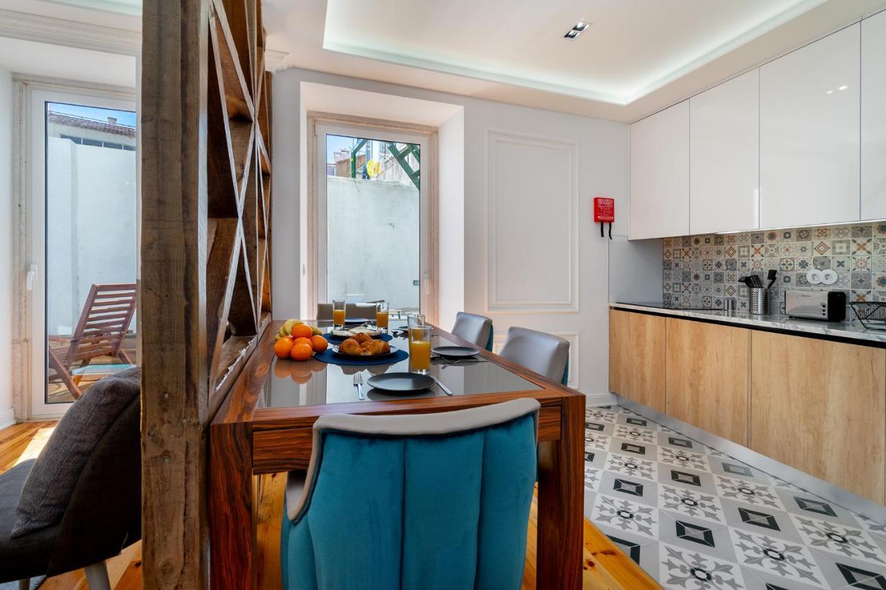 Whome | Great Location & Large Family Apartment W/Patio Lizbona Zewnętrze zdjęcie