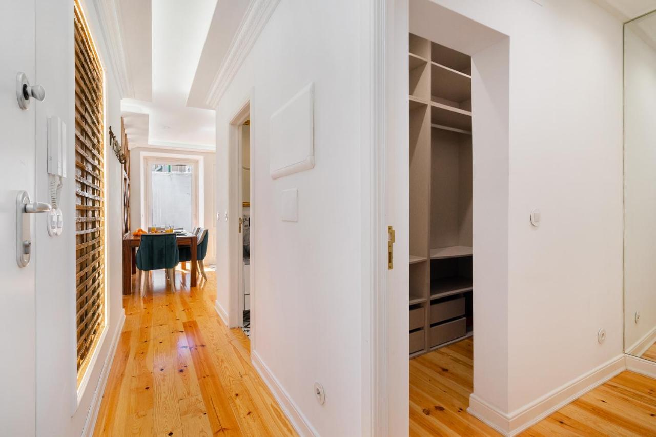 Whome | Great Location & Large Family Apartment W/Patio Lizbona Zewnętrze zdjęcie