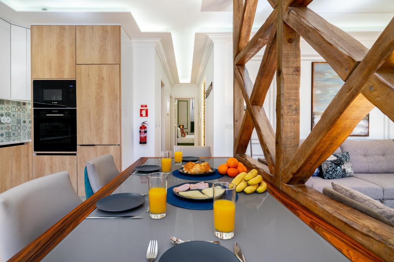 Whome | Great Location & Large Family Apartment W/Patio Lizbona Zewnętrze zdjęcie